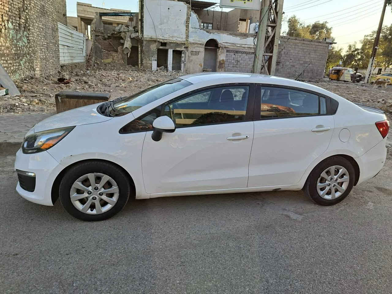 كيا ريو  2016
محرك و كير و كهربائيات حداديه جاهز بدون نواقص 

بيها مكانات صبغ 

السونر بالمنشور 

سياره جاهزه من كل النواحي 

مكان السياره بعقوبه شارع خريسان 

للاستفسار ***********
