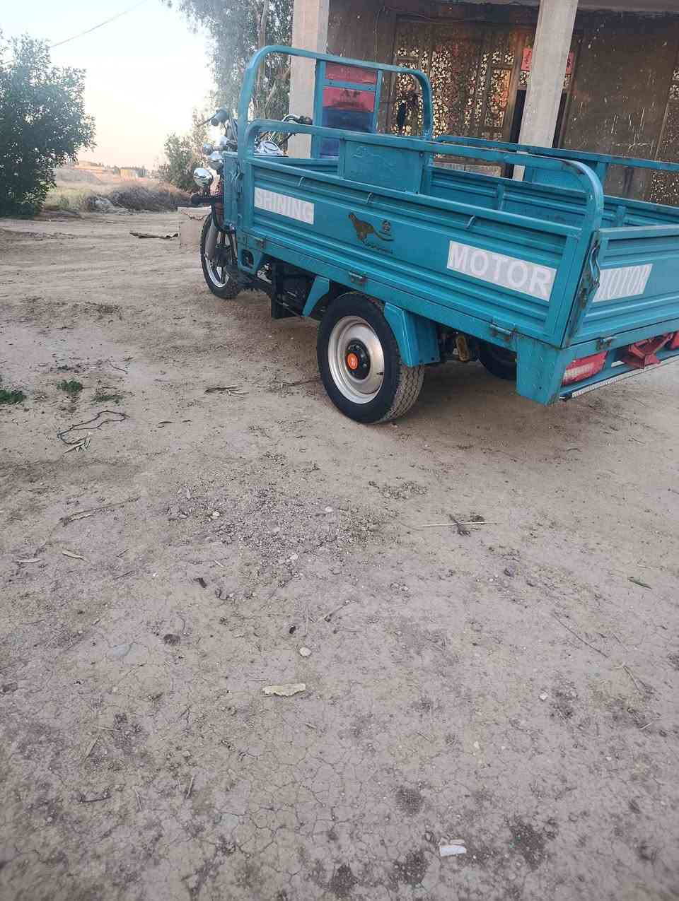 23لبيع وراق صولي وصل معرض موجود شاصي مكفول من الحيم من صبق ميكنه ما مفتوحه ستوته نكره سلف كهرابيات شقاله مكان بابل محاويل ناحيت المام سعر 1950الرقم ***********
