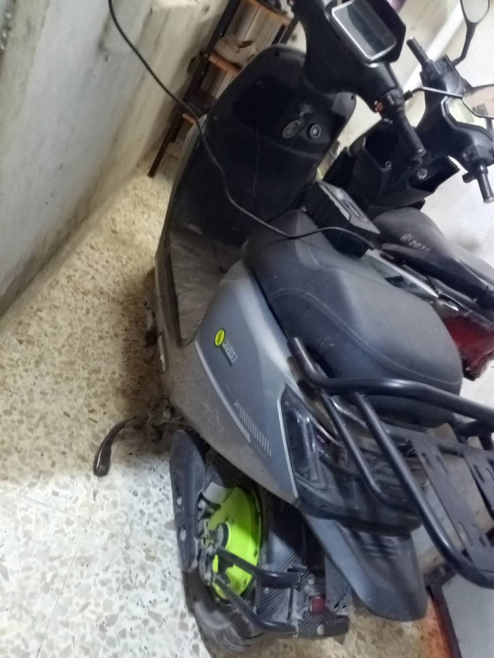 سلام عليكم دراجة شحن للبيع 6بطاريات دراجة خير من الله كلة شغالة اي نقص مابيها السعر 600وبيها مجال مكاني الكاضمية


**إذا كنت صاحب هذا الإعلان وتريد حذفه لأي سبب، رجاءا أرسل رسالة إلى الدعم الفني**