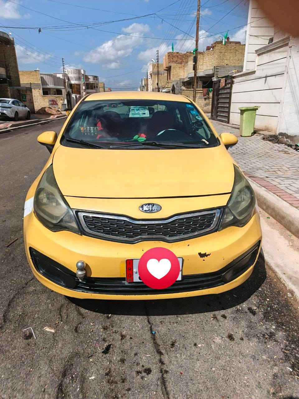 السلام عليكم كيا ريو موديل 2013 وارد امريكي ضربتهة بجم واصلا للشاصي شي قليل كلش طابوكة جديدة  تخم تاير السيارة جاهزة كبل للشارع تبريد خير من صدر جديد  الله بسمي السيارة ثاني يوم احول عارضه 75 وبيه مجال قليل رقم الهاتف ***********
