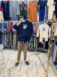 سلام عليكم زبائننا الكرام يعلن مجمع أزياء الخليج على كسر بظاعة جديد شتائي درجه أوله  يوم الاربعاء المصادف2025/11/12العنوان ميسان منطقة المحمودية خلف صحة الطلاب شارع علوه المخضر بأدرة عباس الغراوي الهاتف ***********
