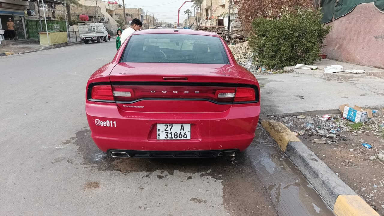 سلام عليكم جارجر 13 للبيع سياره جاهزه تخم ويل وتخم تاير جدد حداديه جديده كير ومكينه مكفول وارد امريكي بيه جاملغ مبدل وبيه باردات قليل مكفوله من الضربه والصبغ فول عده الفتحه كير طياره ٨ نمر كشنات جلد كهرباي السعر ١٥٥ وبيه مجال للستفسار ***********
