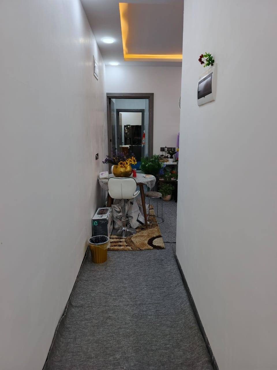 دار للبيع في حي القادسية الثانية 100 م واجهة 5 م طابقين بناء حديث زيرو 4 غرف نوم هول مشتملات شارع صب اتجاه قبلة قرب مول الكوثر   .
***********
***********
عقارات الصفوة حي المصارف
