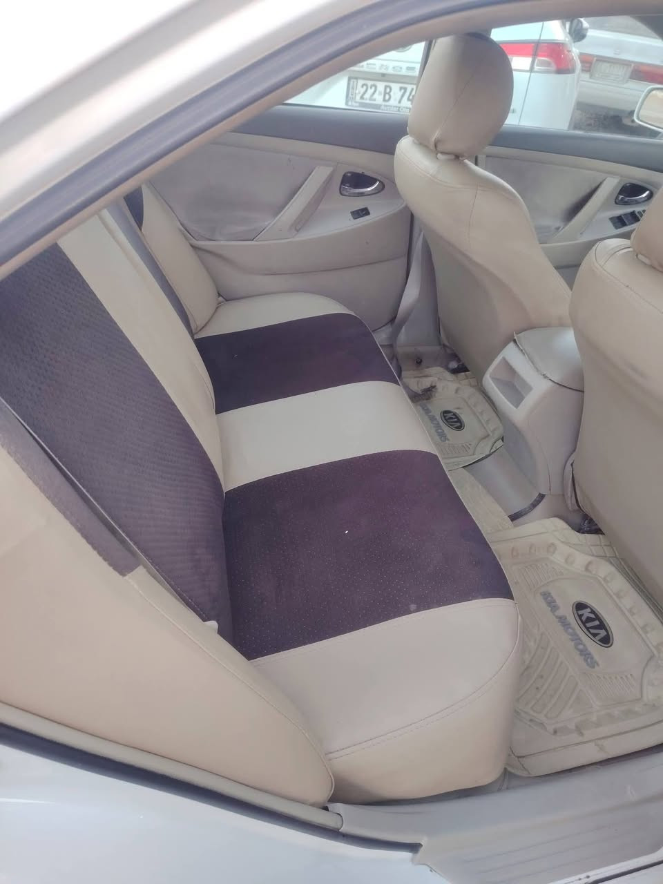 السلام عليكم للبيع سياره نوع كامري موديل 2007 وارد امريكي رقم صلاح الدين دولي هزه جديد سنويه 2027 شرط تحويل محرك 2400 تبريد ثلج وتدفئه كشن كهرب +تحكم ستيرن شاشه كامره قفل 🔒 مركزي كشن جلد كاعيه جلد تخم تاير جديد ضرر مرفوق بل سانور  باقي تفاصيل اتصل عل رقم 📱 *********** #السعر 83 وبيهه مجال بسيط مكان السياره صلاح الدين الشرقاط اسديره يرهم مراوس حسب القناعه قصاط مابيع ولا وعده يرحم والديك اقره التفاصيل  وخابرني خاص مقفل
