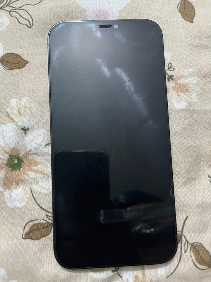 السلام عليكم ايفون 12 برو ماكس شرق اوسطAAAذاكرة128 بطارية 75 بلادي فقط ضهر مبدل اصلي كبس مراوس مع جميع الاجهزة ويرهم مراوس مع ايفون 13 لون ابيض رقمي ***********
