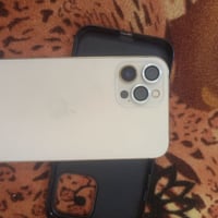 12برو ماكس  نضيف مبدل شي ذاكره ١٢٨  بطاريه٧٩  سعر٤٠٠  عنوان بغداد مدين...