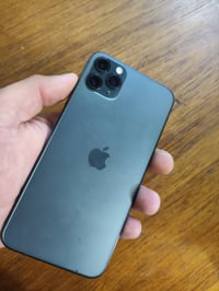 11pro max ذاكرة 256 بطارية 81 مبدل شاشة فقط كله شغال 07745521756 خاص ا...