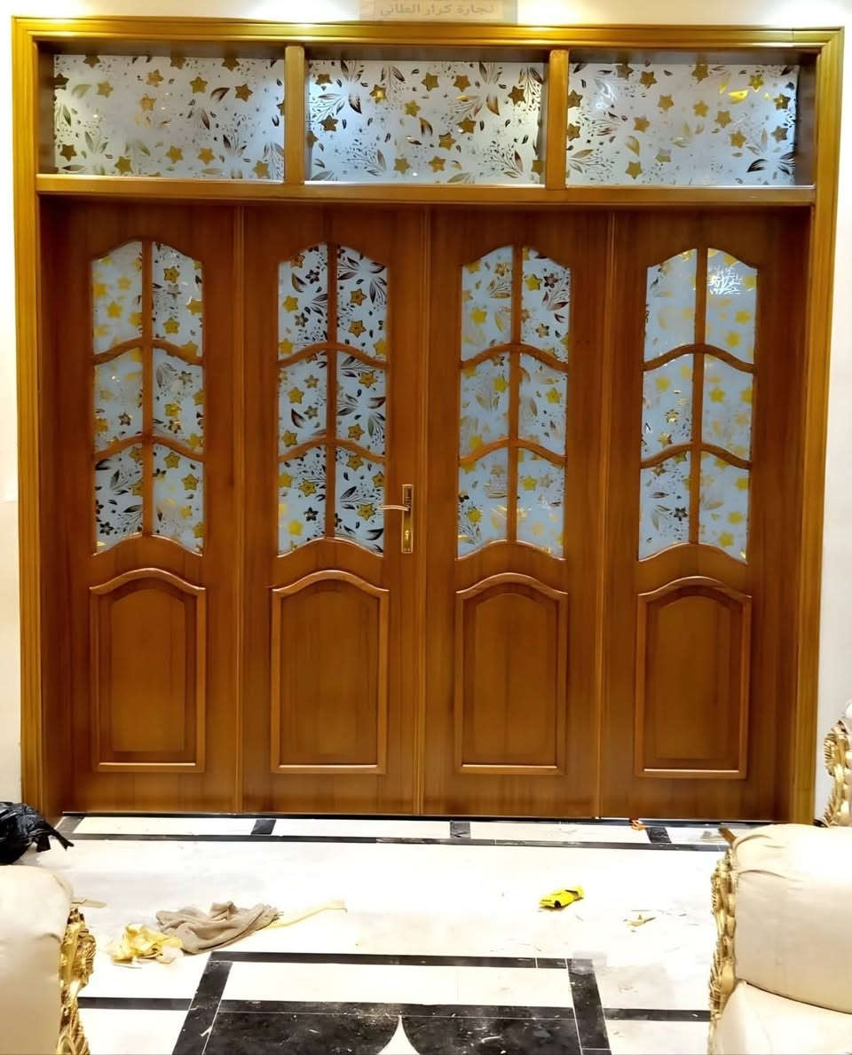 عمل أبواب وغرف النوم وكافه تصاميم ديكورات النجارة هاتف واتساب /***********
