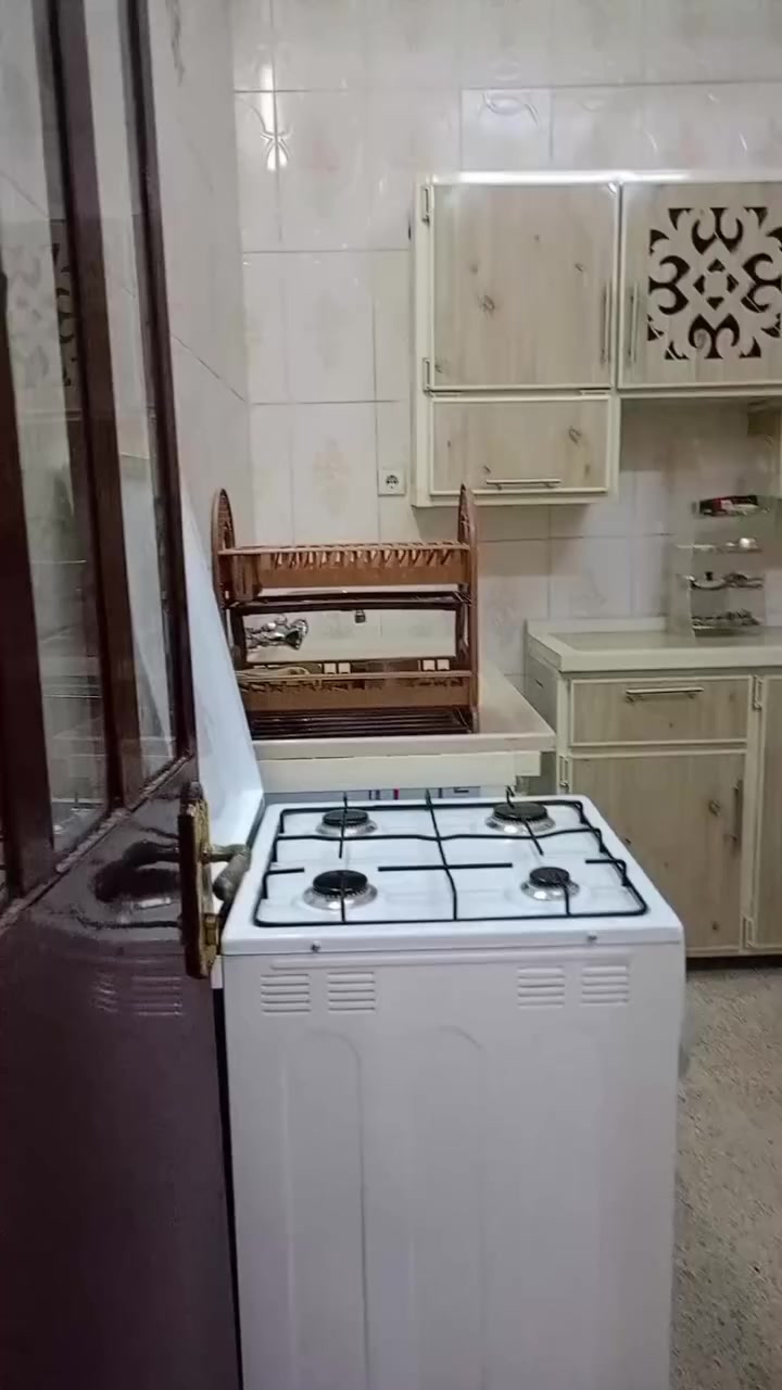 للراغبين في ايجار شقه مؤثثه
العنوان :حمدانيه/حي اكد/مقابل قاعه اوتار

رقم هاتف صاحب الشقه ***********

باسم القس إيليا
