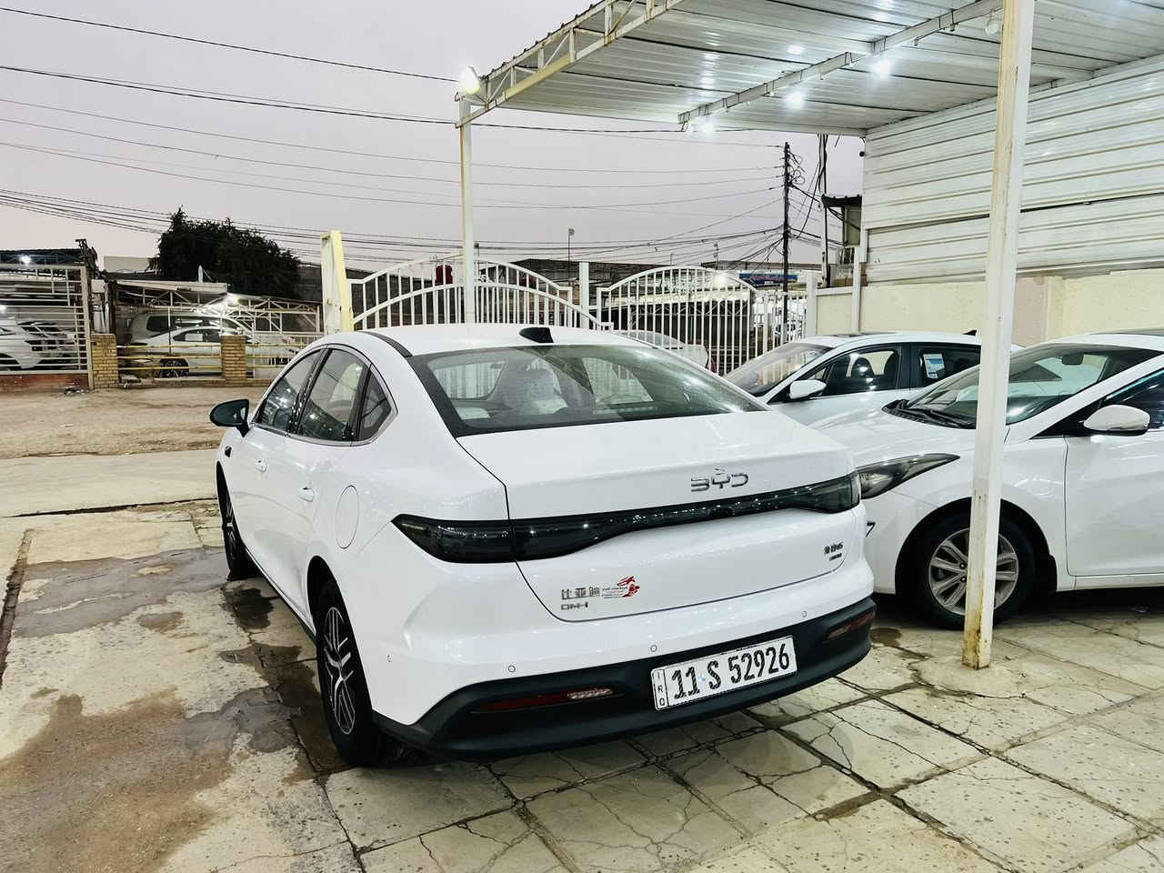 السلام عليكم 

Seel 5
فول مواصفات 
13 كامرة 
اوتو بارك 
رادار 
داخل ابيض 
حساس امامي خلفي 
ويل كروم 
فتحة سقف 
تانكي 65 لتر 
تمشيك 2100 
مرقم بغداد 
عداد 3000
السعر 22500

مكان السيارة النجف التواصل 
***********
