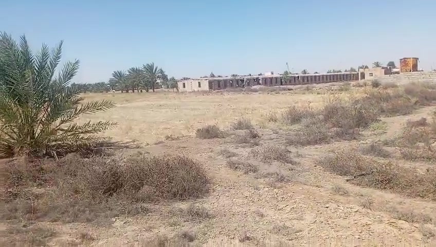 يوجد دونم للبيع في الرمادي الجمعيه الثانيه قرب طريق المرور السريع طابو زراعي تنازل مباشر واصل جميع الخدمات سعر الدونم الواحد 55 مليون وقابل للتفاوض 

للتواصل الاتصال على الارقام التالية أو زيارة مكتبنا على طريق الثرثار قرب الطاحونه 

***********

***********
