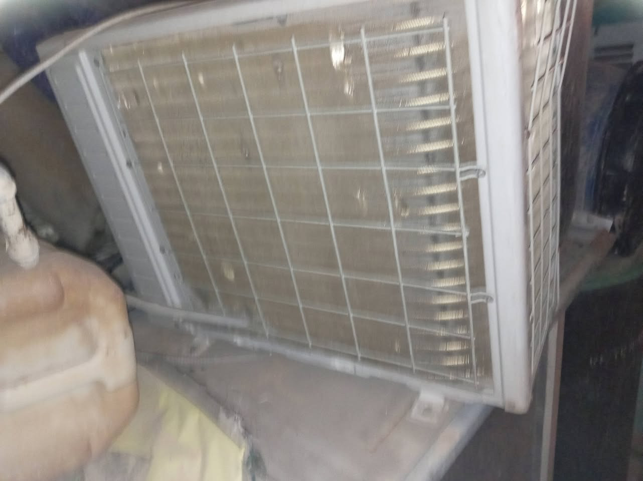 للبيع مكيف الجي 2 طن تبريد ثلج  ب 250
سبلت دنكا حجم 1 طن ثلج ب 100

عنوان بغداد سيديه ***********
