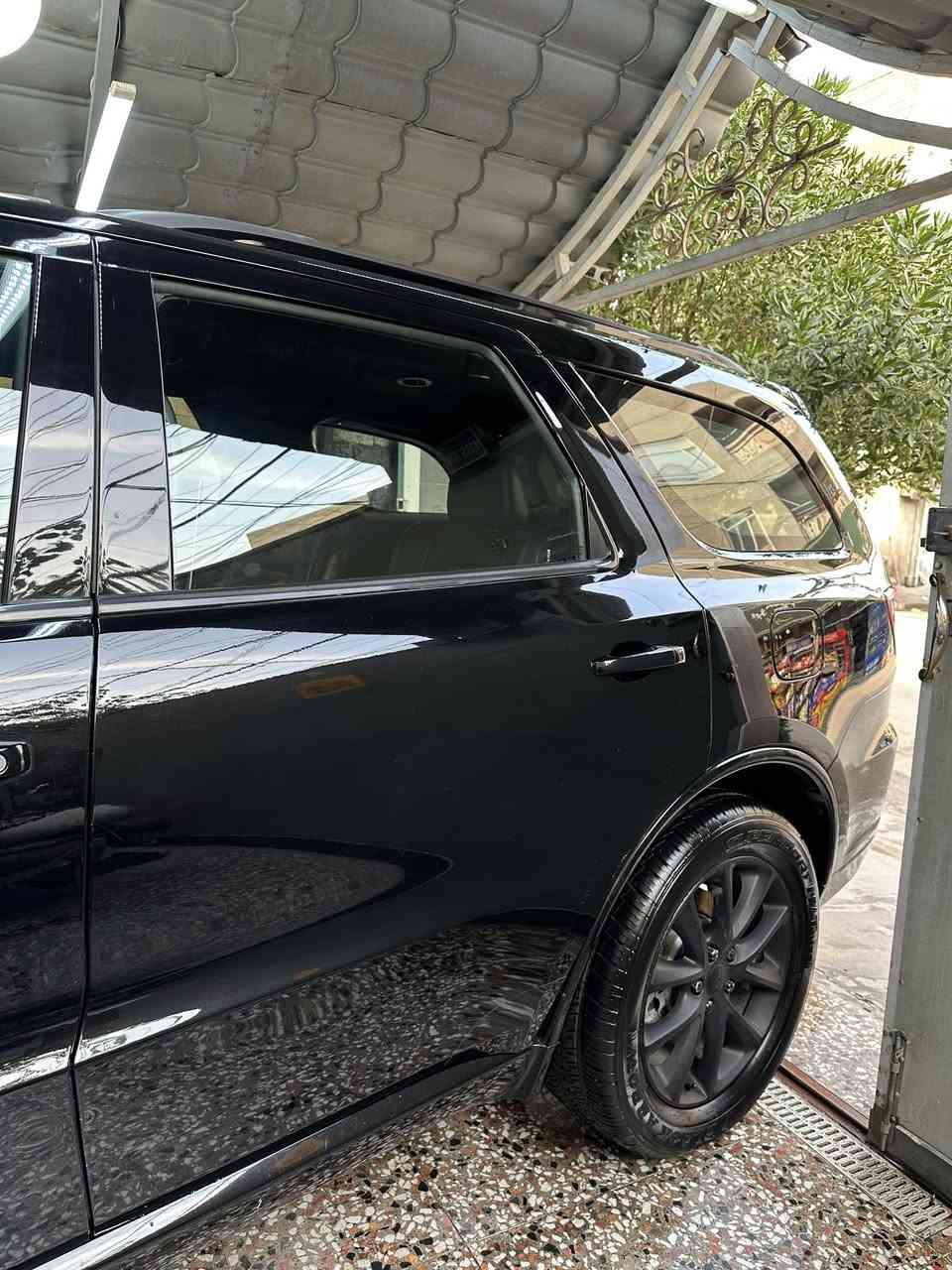 السلام عليكم
دورنكو RT بلاك توب

موديل 2017

محرك 5.7

ماشية 94 الف كم

فول عدا الرادار

فتحة سقف

كشنات كهرباء جلد مختمه RT تدفئة + تبريد

الكشنات الخلفيه منفصله + تدفئة

ستيرن تدفئة

شاشة جبيره

تشغيل عن بعد

جنطة كهرباء

توقف ذاتي عند الرجوع

تبريد سقفي منفصل

وباقي المواصفات المعروفه

مكينه وكير بلاديات 

محدث البجم 2022 

سياره جديده ومسويله ادامه كامله فيول بم اصلي وفلاتر الصدر جديد تايرات جدد 

حادثها جاملغ والبنيد فقط

الجاملغ مبدل نفس الون فقط بنيد صبغ !

السعر 220

مكاني بغداد

***********
