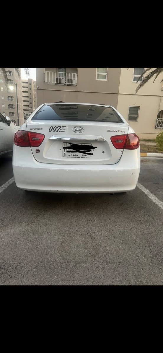 السلام عليكم النترا 2011 خليجي للبيع مكفوله محرك وكير مبدل بس دعاميه اماميه رايدها ب 125 ورقه وبيها مجال بسيط مكاني مجمع بسمايه السياره بأسمي وتحويل مباشر هذا رقمي *********** الاتصال بعد ال 4 عصرا لان عندي دوام
