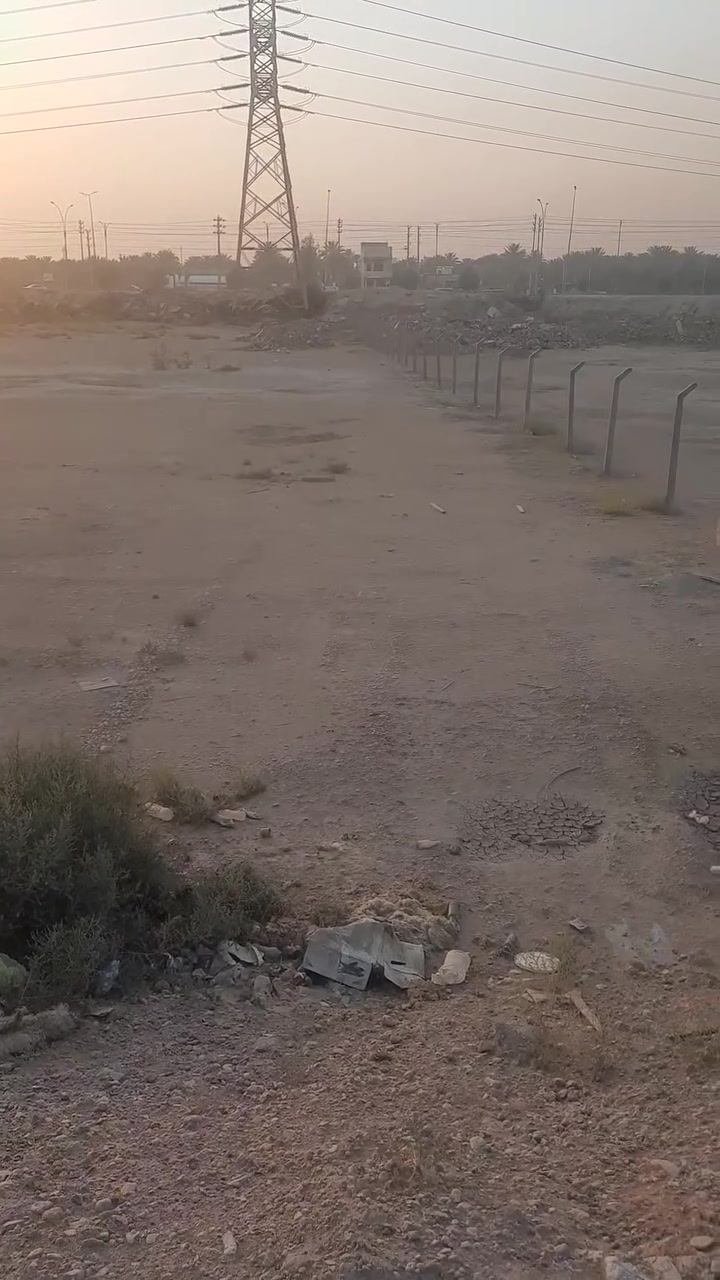 ارض زراعيه سند ٢٥ تحويل مباشر (كربلاء الحسينيه مفرك الععطيشي)
المساحه ٧٣٧م الوجه ٨م النزال ٩٠م 

/***********(مكتب بغداد السلام)
