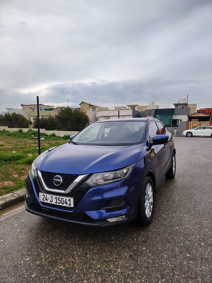 NISSAN ROGUE SPORT  S
2022
محرك 4 سلندر
ماشية 63 الف كيلو
تحكمات ستيرن
مثبت سرعة
كامرة خلفية
حساسات خلفية
أوتو ستوب
رادار أمامي
رادار جانبي للمسارات
تحذير النقطة العمياء 
مانع انزلاق
تبريد قطعتين

بيها قطعتين ونص 
ايرباكات سيستم شركة
عليها غرامة 300$ تنزل من السعر
سعر 175 ورقة ومجال
شرط التحويل 
*********** دهوك, العراق

