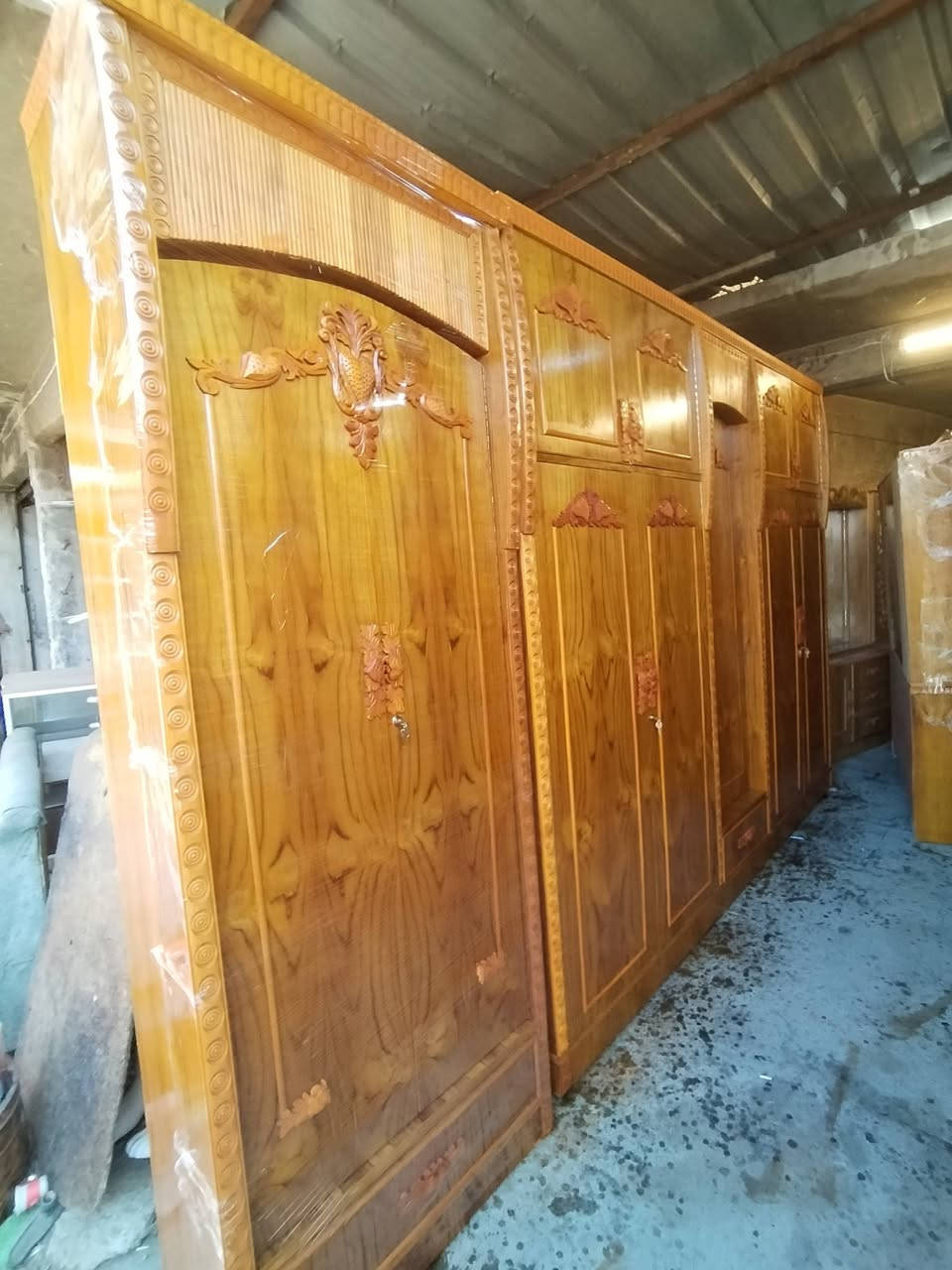 غرفه 5 ابواب. ابراج ملحق جديدها صاج 5مليم شرط يدات زان دنكه زان نقش زارن السعر ثابت 850 الف قفل 🔒 بدون معامله..رجا المايشتري لا يخابر اقساط ما عندي *********** اسيا *********** عرض خاص فتره محدوده عنوان موصل باب جديد داخل ساحة نادي الفتوه الرياضي مقابل افران السيد
