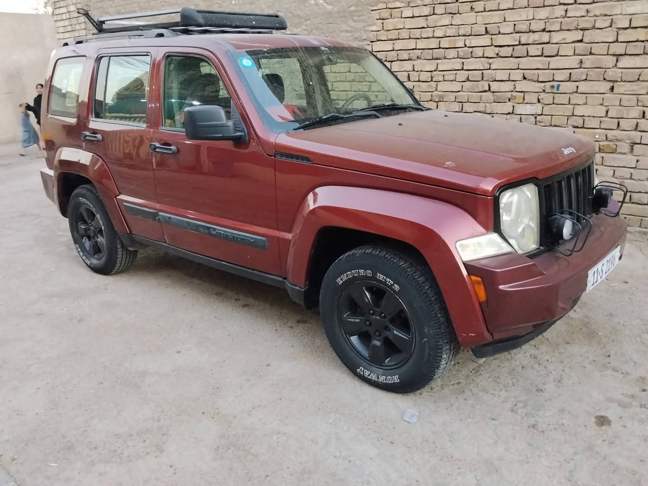 سلام عليكم جيب ليبرتي موديل 8 محرك 3700
تبريد ثلج تخم تاير جاهزه داخله نضيف بدون حادث بيهه صبغ صفحتين بسبب الجراد صدر امامي خلفي جديد سياره حلوه مرتبه سنويه 28 بسمي سياره مكانهه بغداد لعبيدي 
***********
سعره 80 وبيهه مجال
