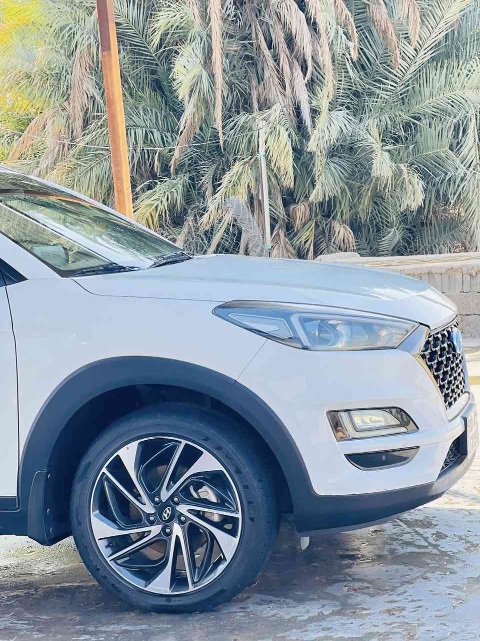 السلام عليكم 
للبيع توسان 2019 مكفوله كفاله عامه رقم اربيل تحويل او وكاله فول مواصفات عدى الفتحه 
***********
