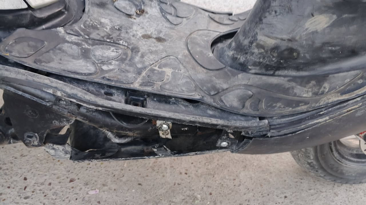 بريز بيهه وصل معرض/ مكينه بلادي فشكه بلادي دبلات جاهزة نقص كهربائيات باتري سعر 350شراي خابرني وتدلل  مكاني بغداد مدينة الصدر اورفلي ***********
