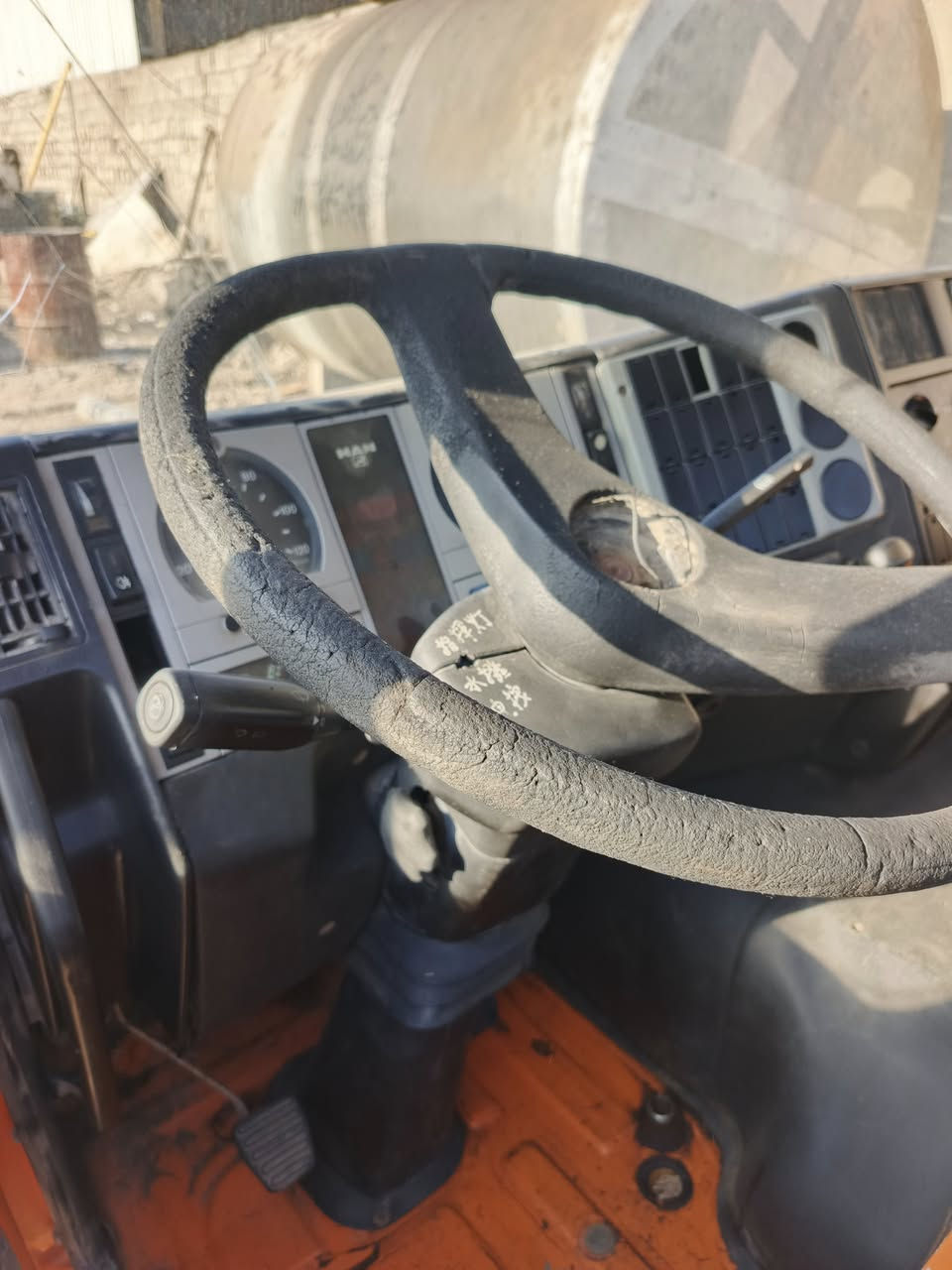 قمارة مان صقر موديل ٢٠٠٠ تك قمارة عنوان بغداد جرف نداف محل قيصر ***********
