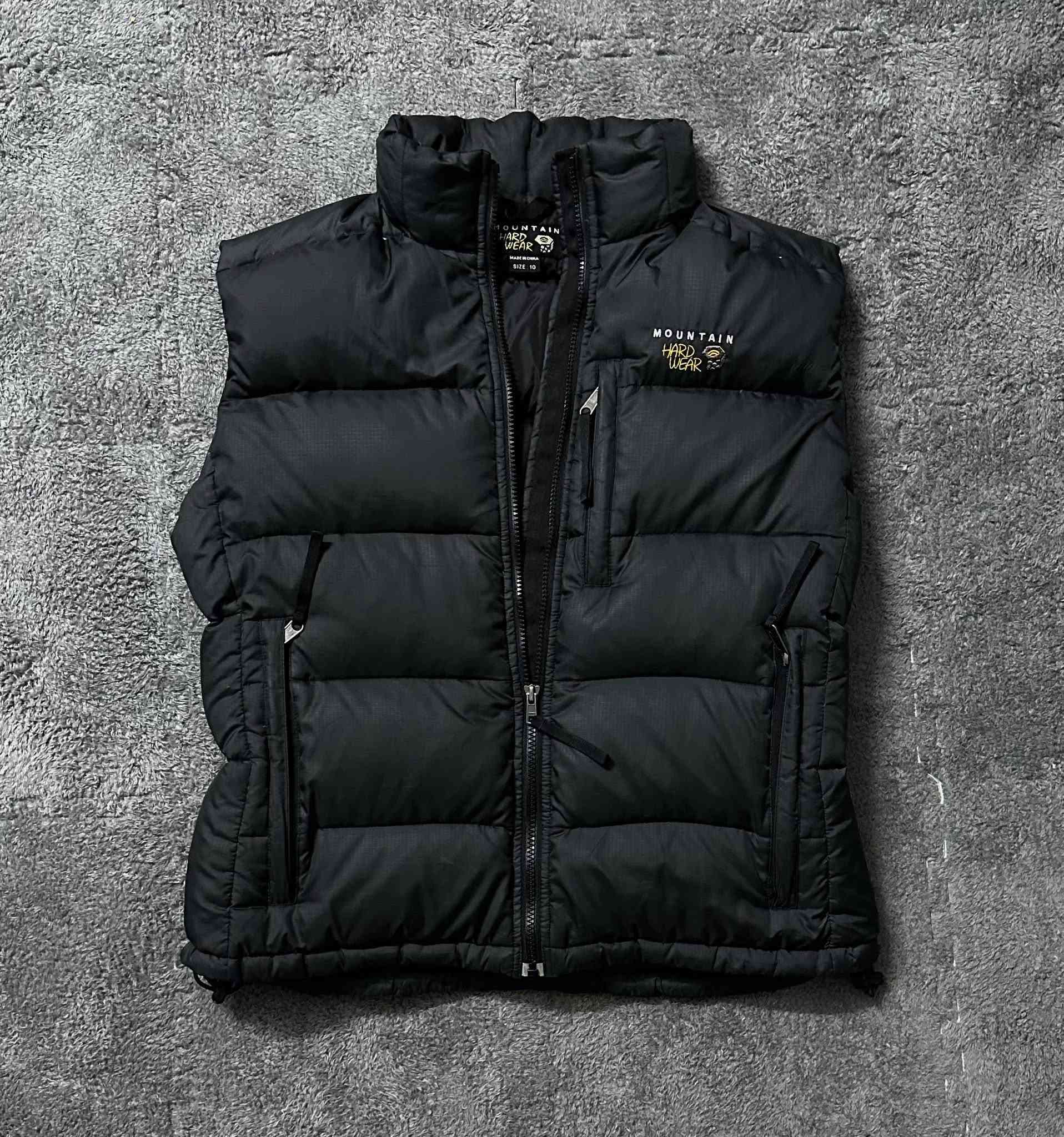 سڵاو و ڕێز
ئێلەگ پەڕی 650 
بڕاندی Mountain Hardwear 🇺🇸 
ئۆرجیناڵ خاوێنی %99

سایزی M 

گەیاندن بۆ سەرجەم شارەکان بەردەستە
کەناڵی تیلیگرام
https://t.me/davarsstore


**إذا كنت صاحب هذا الإعلان وتريد حذفه لأي سبب، رجاءا أرسل رسالة إلى الدعم الفني**