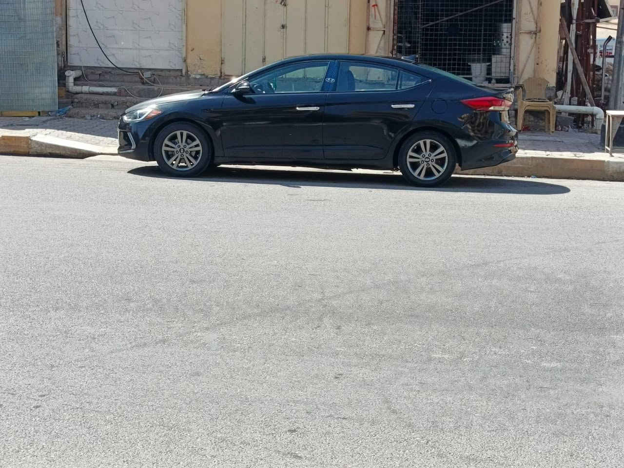 النترا 2018امريكي بيها اربع قطع ابيع حزام
السعر 100بيها مجال 
كير محرك تخم تأير صدر تبريد جاهزه ماتخلي ربع شرط التحويل بسمي المكان الانبار هيت رقم هاتف ***********

