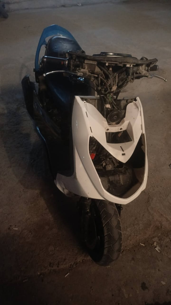 سكنز فحل كابريتر نقص كفرات وباتري مكينة 58 تجفيت جديد شلعة ومعدل تشك الكاع تايرات بالون جديد سعر 300 الف وبيهة مجال موقع دولعي


**إذا كنت صاحب هذا الإعلان وتريد حذفه لأي سبب، رجاءا أرسل رسالة إلى الدعم الفني**