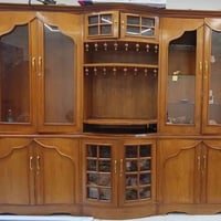 معرض نجاره • للبيع • نظيف