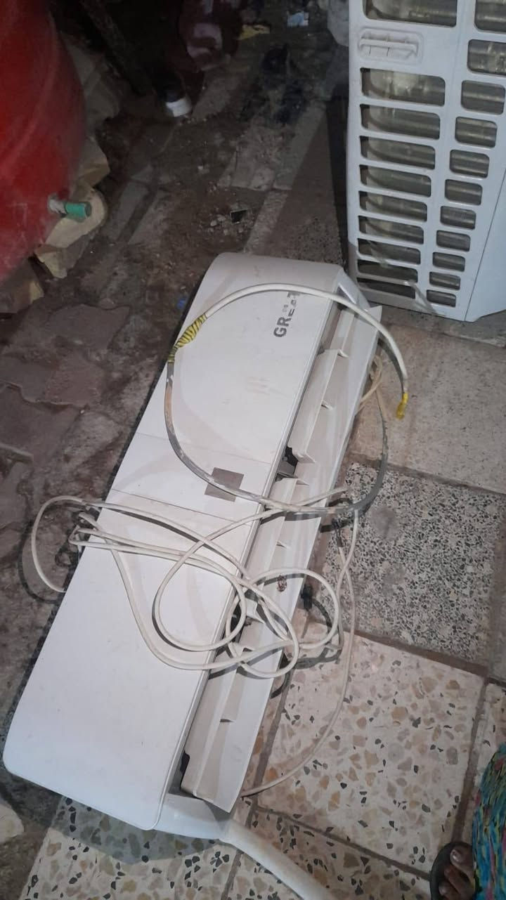 سبلت جديد ستخدام موسم واحد طنين كامل بس عايز غاز السعر 350قفل


**إذا كنت صاحب هذا الإعلان وتريد حذفه لأي سبب، رجاءا أرسل رسالة إلى الدعم الفني**