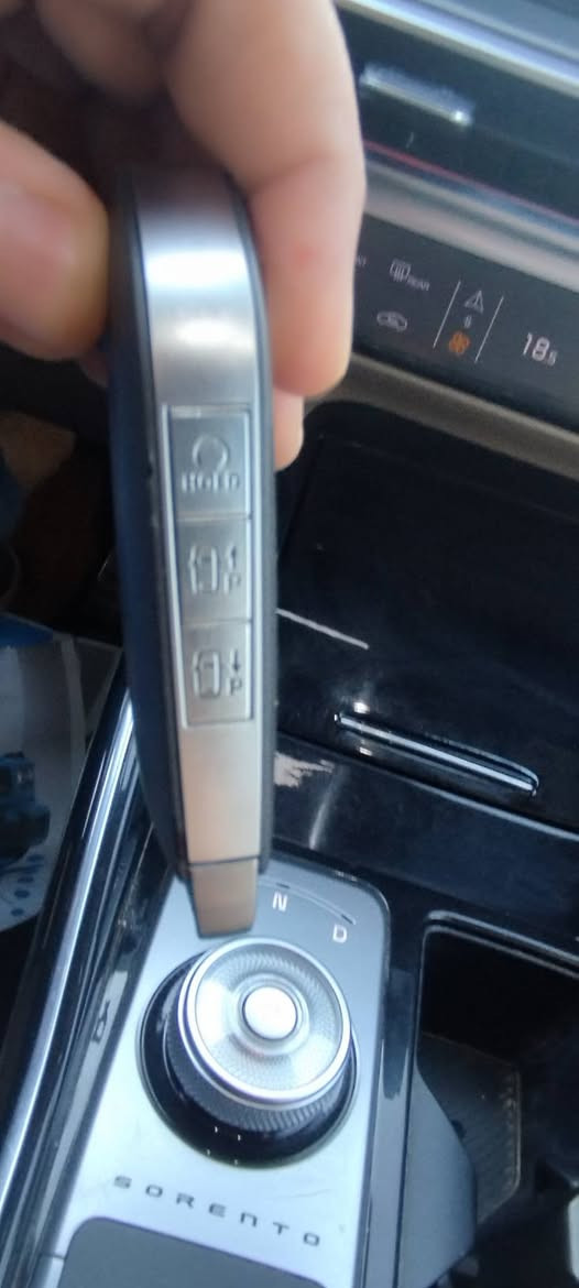 للبيع Kia Sorento 2025 فل مواصفات – وارد كوري 🇰🇷

🔹 الفئة الأعلى (Full Option)
🔹 نظام 5 كاميرات رؤية محيطية
🔹 مقاعد جلد مع تدفئة وتبريد
🔹 نظام تنقية هواء داخلي
🔹 ويل قياس 20 إنچ
🔹 رقم قادسية

السيارة بحالة ممتازة وجاهزة للفحص.

💰 السعر: 235
📞 التواصل اتصال فقط: ***********
