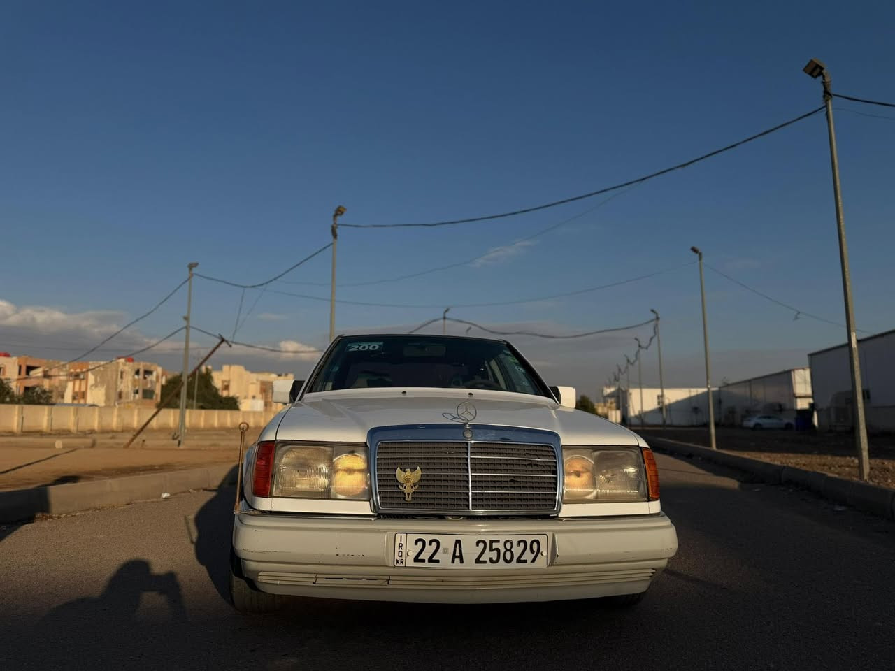 مارسيدس مديل 1986 محدث 1993 
محور بطه 2500 ديلكو سياره كامله مابيها اي نقص سلف ديلكو باتري كله جديد 
تبريد منظومه كامله كمبريسر فان فريز كله جديد ع ايدي. سويتهن
حداديه جديده 
مكينه مكفوله 
غرفه جديده قبل فتره شديتها ومغلفها حتى لاتدمر 
ادامه كل 6 اشهر انسه الحماوه بالصيف وتبريد والحماوه طبيعي 
سياره مال جناي
رقم اربيل شرط الوكاله او التحويل 
السياره صار عندي سنتين ماخليت شي مابدلته شغل درجه اولى 
سعر 60 ورقه وبيها مجال
مكان السيارة ميسان العماره قطاع 30
***********
