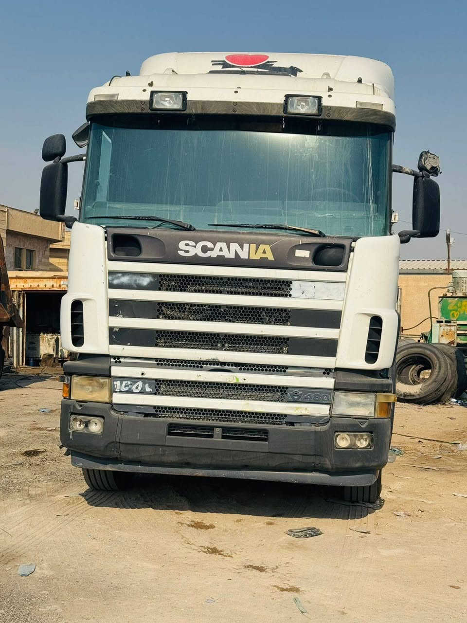 السلام عليكم ورحمة الله وبركاته سكانيا للبيع جوبلس سكس تخم تاير باتريات جدد مكينة بم ونوزل حجم 8 بلادية لامطولة ولابيهة فطر بشاصي كير 3*3 موديل 2004 سيارة معاملة شهر وتترقم بصرة انكليزي راس قاطرة  الشراي يتصل على الرقم ***********
السعر 180وبيهة مجال
