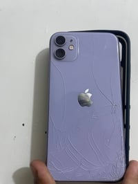 اسلام عليكم 11عادي للبيع  الذاكرة 128 البطارية 74  الجهاز نضيف ممبدل ب...