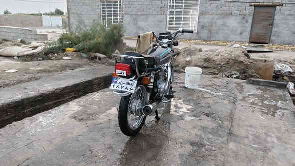 السلام عليكم نامة شلامجة مديل 23 صالهة 8 أشهر من طالعة من الوكيل أوراق كاملة مكينة مبدل بيهة ولفات فقط والباقي عل شركة كهربائيت كلهة شغالة مكينة تشكع الكاع شك مكينة صافية الدراجة ما عوزهة برغي وكيلهة مجمع الكرار مكاني سوق الشيوخ ناحية الطار السعر مليون٢٥٠وببهة مجال حكك الجيه ***********
