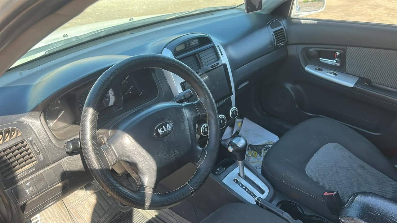 يا الله من رخصة الادمن سبكتره 2008 رقم بغداد إنكليزي مكينه 2000 بيها 3 قطع صبغ فقط رش كير ومحرك حداديه تخم تاير كله جديد تبريد شغال السعر 69وبيها مجال بصيط مكاني بابل قرب سيطرة الآثار رقم الهاتف ***********
