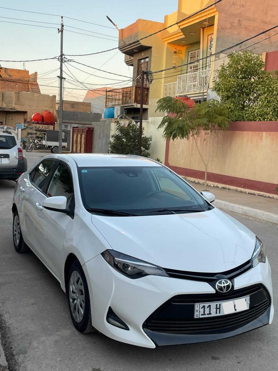 السلام عليكم ....
كورلا 2018 Le وارد امريكي ابيض ثلجي 
رقم بغداد دولي و سنويه لـ 2030 بأسمي 

حادث امريكا دعاميه و حافة البنيد اصبعين 
معدله و مرشوشه ع كدها مثل مموضح بالسونار
و بيها قطعه رش فقط بدون فتح جاملغ سكن فقط
السياره بدون ايرباك ولا دواخل ولا فتح ولا حتى تعيار
 سياره جديده و نضيفه  ماشيه 83 الف mil

ايرباك و دواخل شرط             ✅
رادار   و الحجر شرط              ✅
المكينه و الكير شرط.            ✅
تخم تاير جديد و صدر كفاله  ✅

      سيــاره كامله مابيها اي نقــص انشالله
⭕️ ملاحظة / بيع نقد فقط و بدون مراوس 

مكان / ديالى - المقدادية - شهربان 
تلفون / ***********
السعر  / 154 بي مجال بسيط
