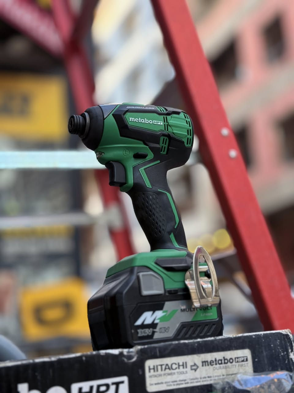 امباكت ميتابو شحن
اصدار حديث مع بطارية متغيرة
وشاحن وحقيبة
جديد غير مستعمل
عنوان كرادة 
للاستفسار خاص 
او وتساب ***********
0781223999
