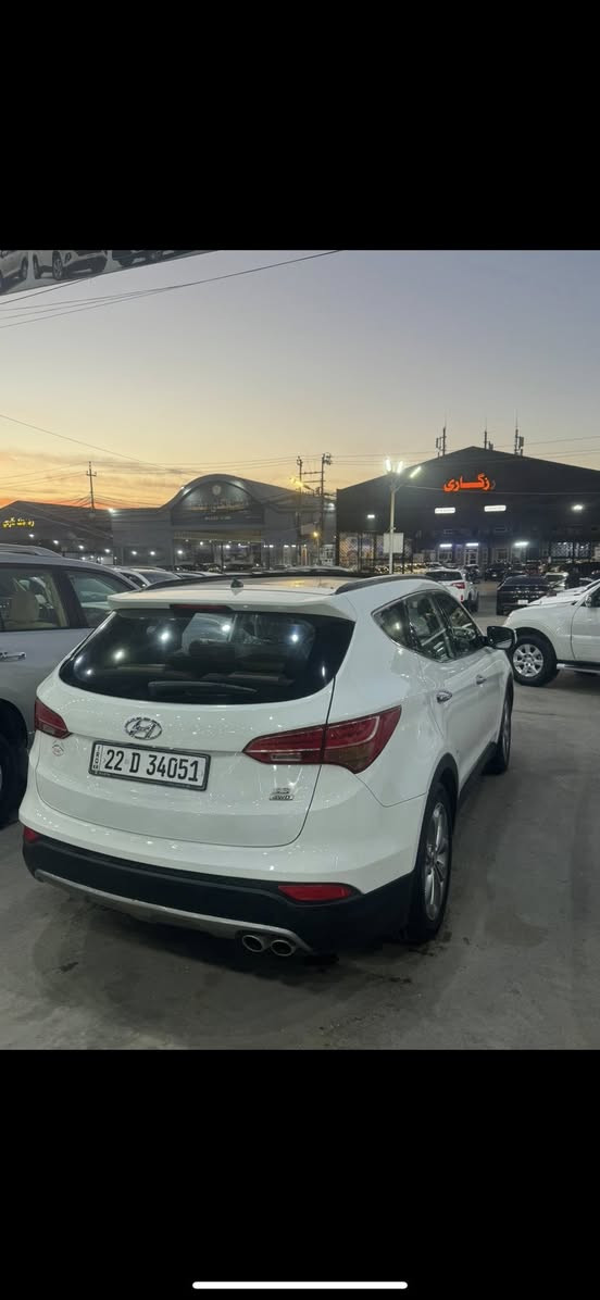 مؤديل ٢٠١٣
بدون سبوخ
٦ ستلندر
فول فول مواسه فات اتراد خاس   مكينه ما مفتوح
رقم سنه ويه هـهزه كوله جديد
سعر ١٧٥ بي مجال
رقم واتساب ***********
