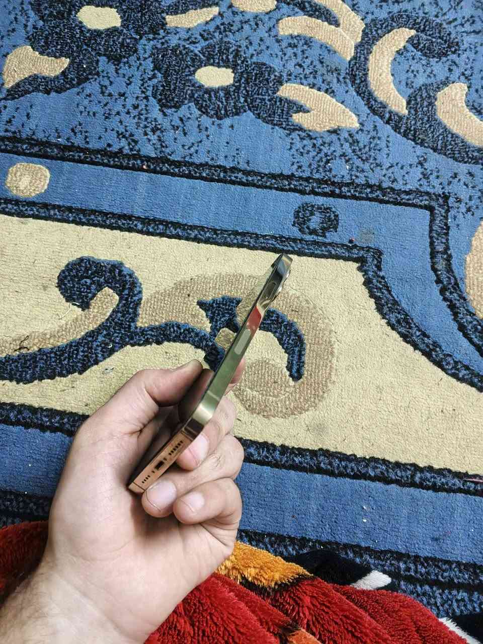 13 برو ماكس لون ذهبي شخط مابي جديد بلادي ممفتوح ابد سعر775 وبي مجال جهاز نضيف وبلادي بغداد حي جميلة ***********
