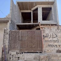 حجي ناصر • هيكل طابقين • ١٢٠م