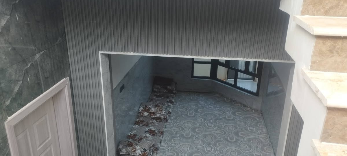 دار اللبيع جمعية غرفة تجارة المساحه 140ركن الواجهه 12متر مربع الاتصال على الارقام يتوفر واتساب ***********
*********** المعرفة السعر تم
