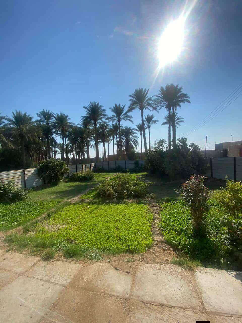 📍 الموقع: منطقة المزاريج – طريق السنية السياحي، مقابل جامع عبد الأمير، وقريب من مدرسة زيد النار
📢 للبيع – مزرعة مع بيت مميز
🏡 المساحة الكلية: 650 متر²
📐 مساحة البناء: 250 متر² + حديقة مشجرة ومسيجة
✨ المميزات:
كامل الخدمات: تبليط، ماء أسالة، ماء سقي، كهرباء، مولد
شارع كامل الخدمات
موقع ممتاز جداً
🏠 تفاصيل البيت:
غرفتين نوم
صالة واستقبال.
مطبخ
صحيات داخلية وخارجية
كراج وحديقة
بناء طابوق درجة أولى، سيراميك وكهرباء ممتازة
ملبوخ خارجي شغل درجة أولى
للاستفسار  الاتصال  عل الرقم   ‎0783 219 4336
