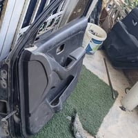 عدي ذني البيبان  تخم أربع بيبان مصبوغات بدون ضربه   يعني ما  ناقصات بر...