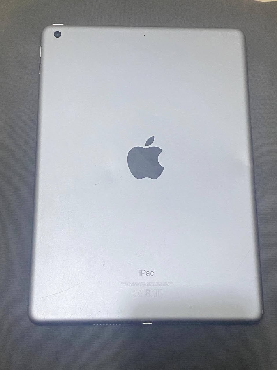 ايباد 6
 بصمه متشتغل 
ببجي 60 فريم مثل ما موضح بل فيدو 
الذاكرة الداخلية 32
السعر 110
اخوان لحد ايراسل خاص راسلني واتساب 
مكاني بغداد الزعفرانيه
***********
