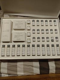 سيرومات بديل الحقن • ياباني أصلي • تفتيح وتجاعيد