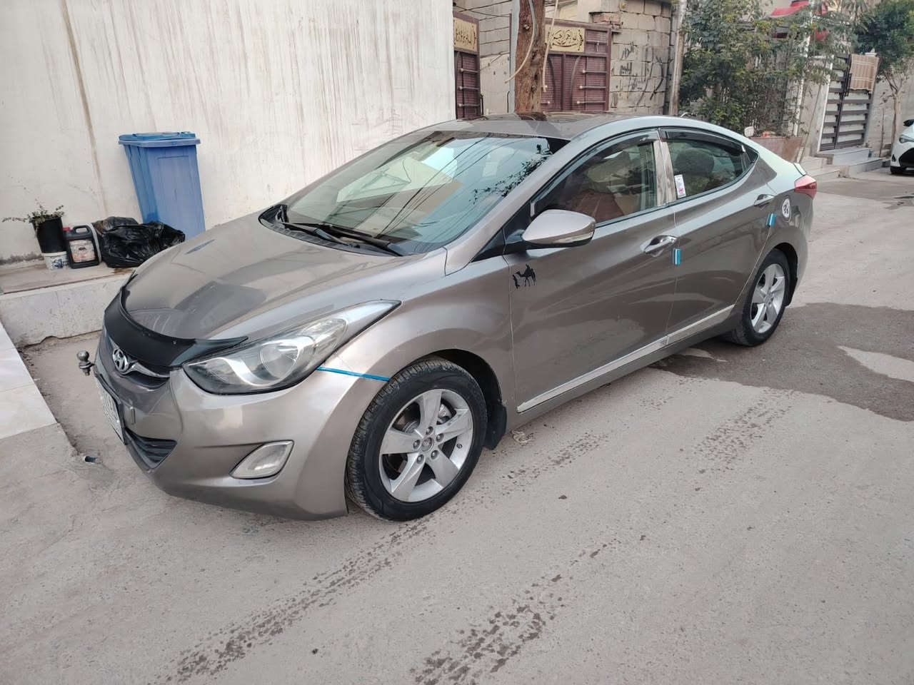 النترا 2011 رقم ديالى سنويه لغايه 28 شرط التحويل محرك 2000 دوش مكينه وكير كفاله صدر امامي خلفي جديد تخم تاير تبريد تدفئه كله شغال سياره جاهزه وكبل للشارع بدون اي نقص جديده بمعنه الكلام واحله من الصور بهواي مال جناي وعله ايد وحده ما متعوبه بيها مكانات بصيطه صبغ اثر شخوط بدون تبديل بدون دواخل السعر 87$ وبيها مجال للطيبين عنوان سياره ديالى بعقوبه ***********
