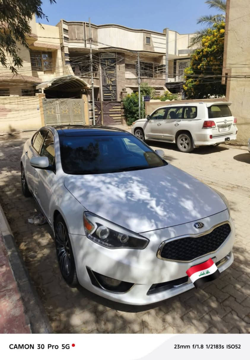 سلام عليكم
كادنزا موديل ١٤ وارد امريكي للبيع فقط
سيارة فول مواصفات VIP  اعلى مواصفات نظيفة جدا   حادثه خفيف  (قطعه واحده فقط  يعني ليبل واحد)ايرباكات سليمة كلها 

سعره ١٣٠ وبيه مجال رقم هاتف ***********
