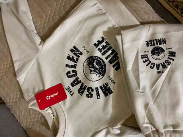 السلام عليكم بنات ملابس اطفال تراكات اجننن عل ٦ الواحد هذا رقمي لي تريد @إشارة *********** @إشارة
