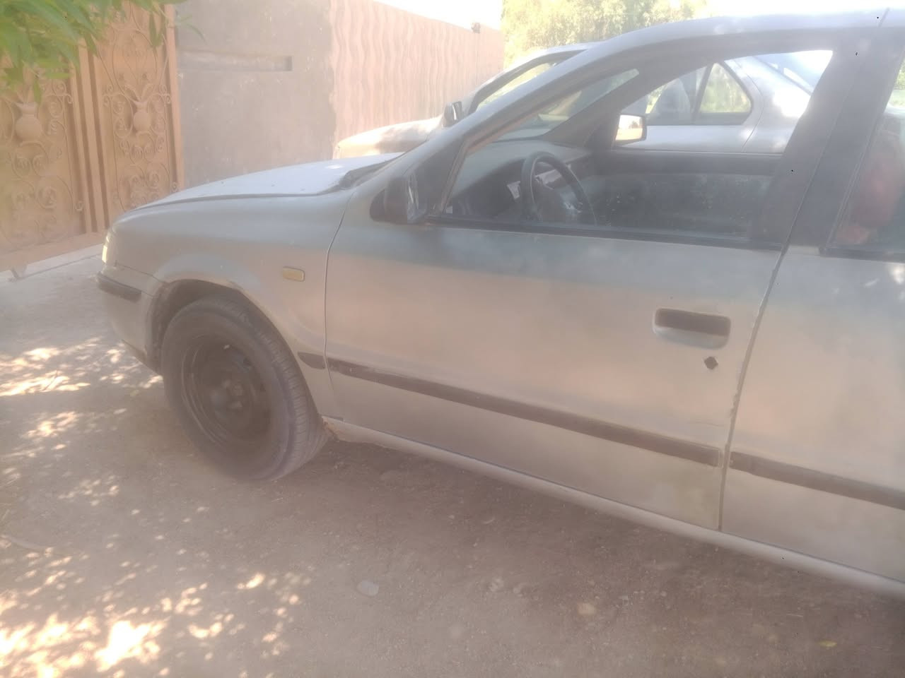 السلام عليكم سمند 2005 كير ومحرك مكفولات كهربائيات شغاله حداديه جديده السياره جاهزه السعر 25 اتصل ***********
